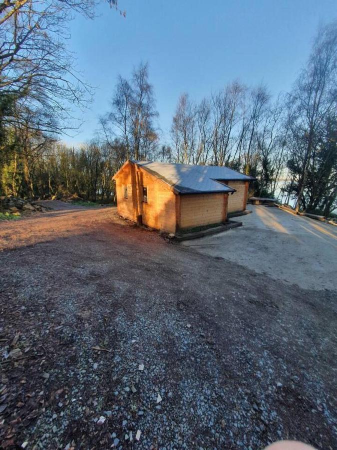 Portroe Stunning Log Cabin On The Lake מראה חיצוני תמונה